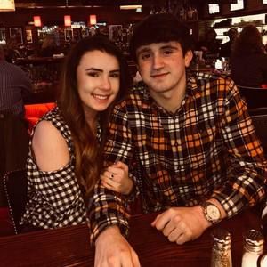 Meet your Posher, Leah